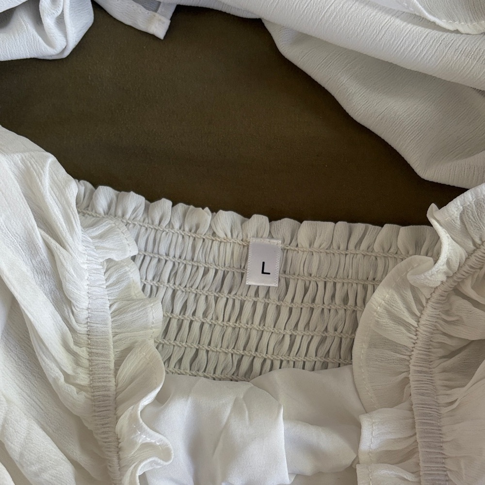 Elegant White Off-Shoulder Kids Dress - Picture 3 of 6